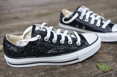 Handmade Glitter Converse in black with rhinestones by WhimsofKim, $90.00 Black Glitter Converse, Sweet 16 Shoes, Glitter Converse, Converse Trainers, Shoe Palace, Walk In My Shoes, Diy Shoes, Black Glitter, Beauty Accessories