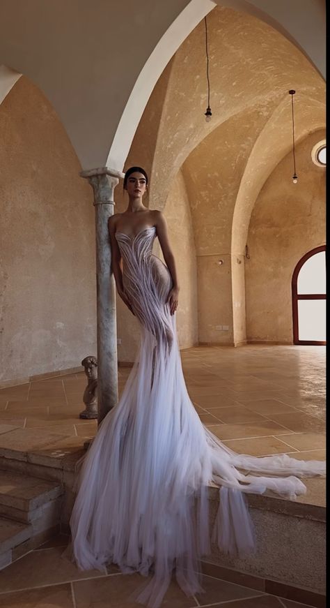 By Coral Confortti Loho Bride Wedding Dresses, Alonoku Wedding Dress, Coral Confortti Bride, Jungle Wedding Dress, Coralconfortti Bridal, Coral Confortti, Textured Wedding Dress, Nude Wedding Dress, Convertible Wedding Dress