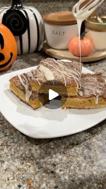 Cheesecake Croissant, Cheesecake Mixture, 1 Cup Pumpkin Puree, Cinnamon Glaze, Pumpkin Cheesecake Bars, Croissant Recipe, Crescent Dough, Pumpkin Recipes Dessert, Cheesecake Bars