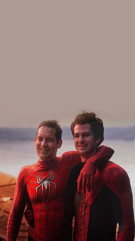 Tobey Maguire And Andrew Garfield, The Amazing Spider Man Andrew Garfield, No Way Home Spiderman Wallpaper, Spiderman Wallpaper Tobey Maguire, Spider Man No Way Home Wallpaper, Andrew Garfield Spiderman Wallpaper, No Way Home Wallpaper, Spiderman Tobey Maguire, Tobey Maguire Spiderman