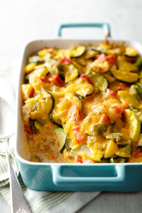 15 Amazing Summer Squash Casseroles You'll Want to Make All Season Squash Casseroles, Summer Squash Casserole, Summer Squash Recipes, Squash Casserole Recipes, Veggie Casserole, Baked Corn, Potatoe Casserole Recipes, Squash Casserole, Homemade Marinara