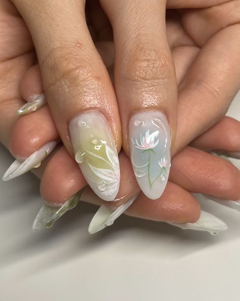 Pastel Cute Nails, Koi Fish Nail Design, Lily Pad Nails, Water Lily Nails, Koi Pond Nails, Goldfish Nails, Koi Fish Nail Art, Pond Nails, Koi Nails