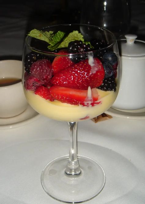 Ruth's Chris Steak House Berries with Sweet Cream Recipe Ruth Chris Berries And Cream, Sweet Cream Recipe, Ruth Chris Steakhouse, Berries And Cream Recipe, Guest Recipes, Frosted Lemonade Recipe, Chick Fil A Recipe, Ruth Chris Steak, Ruths Chris Steakhouse