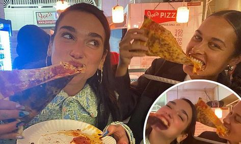 Pizza Friend, I Love Pizza, Pakistani Fashion Party Wear, Love Pizza, Pizza Slice, Bh Cosmetics, Good Pizza, Dua Lipa, Cool Things To Make