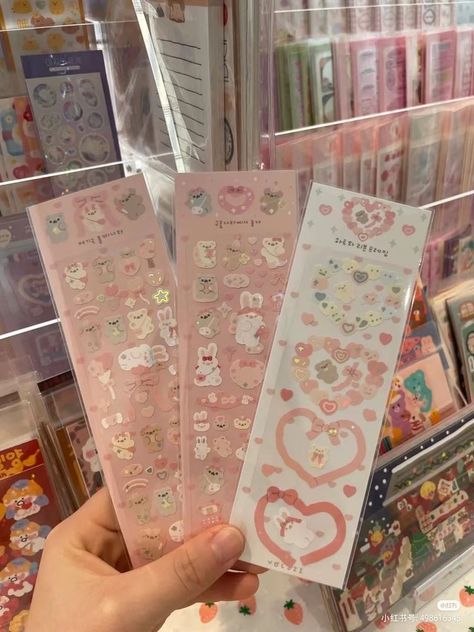 Dreamy Stickers, Canvas Draw, Asthetic Stationery, Aesthetic Items, Stationery Obsession, Adorable Stickers, Cute Stationary School Supplies, Cute School Stationary, Study Stationery