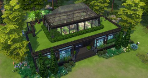 Kravedd Sims 4 CC — Vintage / Industrial House with Greenhouse (no cc)... House With Greenhouse, Sims 4 Modern House, Industri Modern, Sims 4 House Building, Sims 4 House Plans, Sims 4 House Design, Casas The Sims 4, Sims Building, Greenhouse Plans