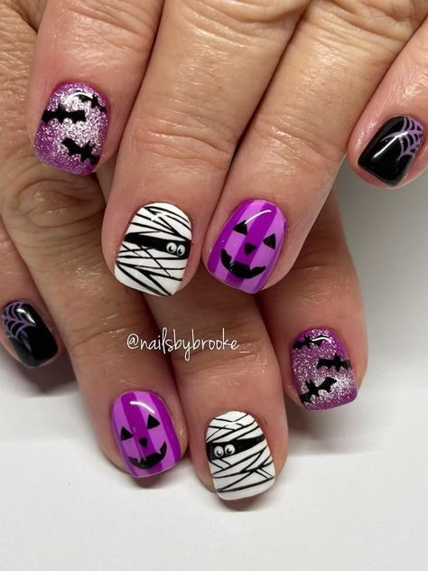 Spooky Halloween Gel Nails Short, Cute Halloween Nail Designs 2023, Halloween Gel Manicure Ideas, Maniology Halloween Nails, Fun Halloween Nails Acrylic, Kid Halloween Nails, Holloween Nails Designs, Kids Halloween Nails, Halloween Nails 2023