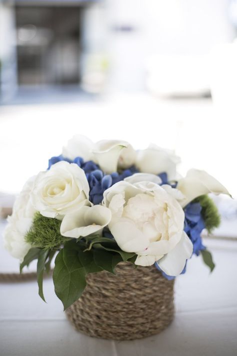 Centerpieces Hydrangea, Nautical Centerpieces, Nautical Wedding Centerpieces, Beach Theme Centerpieces, Kennebunkport Wedding, Nautical Centerpiece, Beach Centerpieces, Bridal Decor, Beach Wedding Decorations Reception