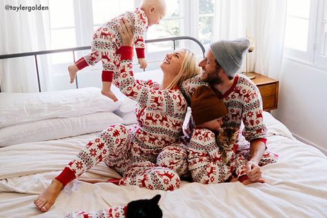 Matching Family Pajamas | Hanna Andersson Door Photoshoot, Holiday Shoot, Fam Pics, Christmas Family Photoshoot, Family Matching Pajamas, Family Pjs, Long Johns Pajamas, Holiday Inspo, Christmas Pj