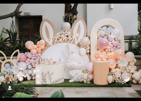 Bunny Theme Backdrop, Bunny Themed Birthday Party, Easter Balloon Decor, Bunny Baby Shower Theme, Bunny Birthday Theme, Easter Theme Party, Bunny Theme, Bunny Birthday Party, 1st Birthday Girl Decorations