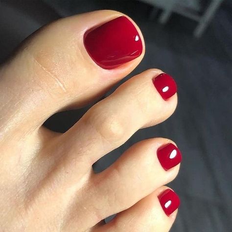 Sparkly Pedicure, Red Toenails, Gel Pedicure, Pedicure Colors, Gel Toe Nails, Toe Nail Color, Pretty Toe Nails, Cute Toe Nails, Summer Toe Nails