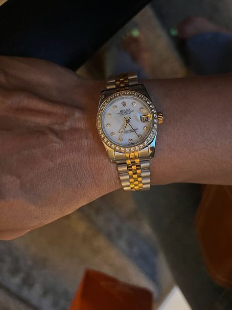 Rolex Datejust 26 Mm, 24 Hour Clock, Rolex Diamond, Watch Vintage, Rolex Watch, Add Ons, Diamond Watch, Rolex Datejust, Vintage Watches