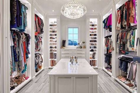 Home Decor Ideas & Design, DIY Projects, Gardening and Landscaping! All the decorating ideas and tips you need to make your home the perfect place! Master Closet Design, Make A Closet, Contemporary Closet, Closet Island, Walking Closet, Dream Closet Design, Walk In Closet Design, Luxury Closets Design, Closet Remodel