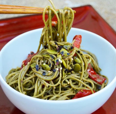 Edamame Pasta, Edamame Recipes, Candida Diet Recipes, Inflammatory Recipes, Raw Pumpkin Seeds, Pumpkin Pasta, Macro Friendly Recipes, Meal Prep Clean Eating, Easy Pasta Dishes