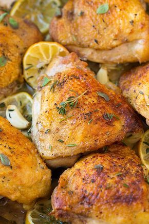 Garlic And Herb Chicken, Herb Chicken Breast, Herb Chicken Recipes, Garlic Herb Chicken, Vegan Steak, Lemon Herb Chicken, Chicken Cooking, Roasted Garlic Chicken, Lemon Garlic Chicken