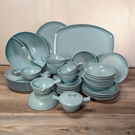 Stetson Marcrest Melmac Plastic Dinnerware 50s Kitchen, China Dinnerware Sets, Plastic Dinnerware, Ideal Toys, Ceramic Dinnerware, Ceramic Set, Coffee Cups And Saucers, Soup Bowls, Kitchen Collection