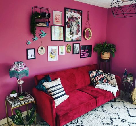 Red And Pink Living Room, Pink Beauty Room, Paint On The Wall, Grandmillennial Aesthetic, Red Velvet Sofa, Purple Bedroom Decor, Pink Rooms, Popular Living Room, Indian Room Decor