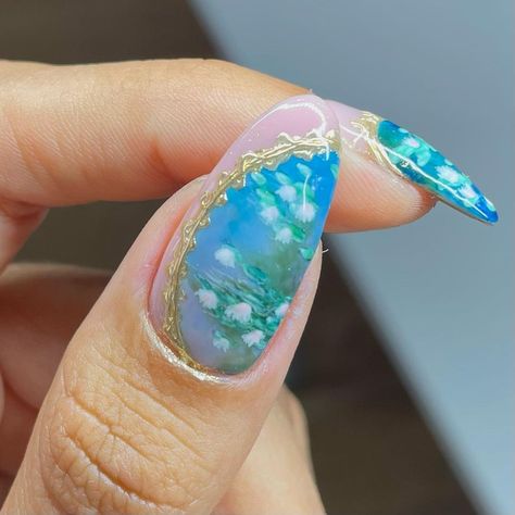 nails by skye on Instagram: “was up all night yesterday doing these claude monet waterlily pond nails to motivate me during my exams (instead of doing revision for said…” Impressionist Nail Art, Oil Painting Nail Art, Monet Inspired Nails, Claude Monet Nails, Water Lily Nails, Swan Lake Nails, Koi Pond Nails, Monet Nails, Pond Nails