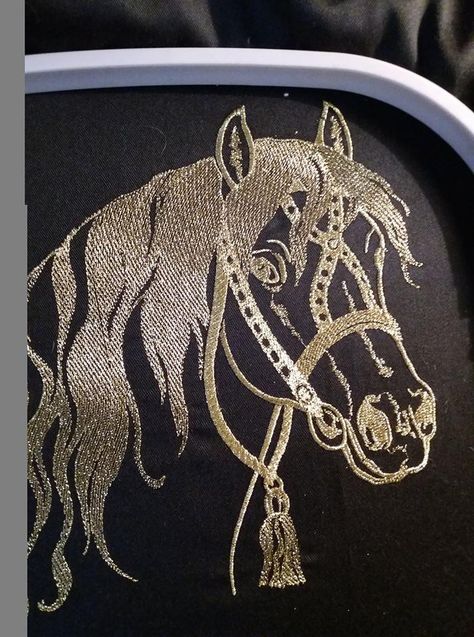 Horse Embroidery Designs, Horses Embroidery, Embroidery Horse, Horse Embroidery, Embroidered Horse, Horse Motif, Cowboy Design, Embroidery Tips, Golden Horse