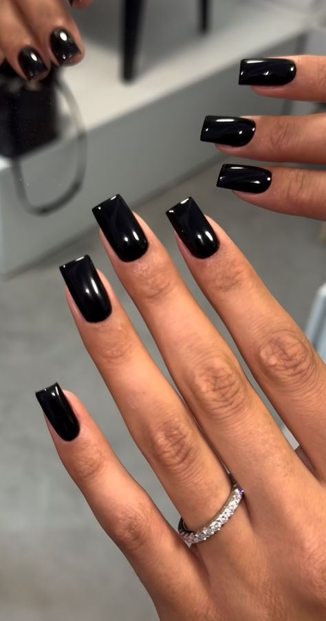 Black Square Acrylic Nails, All Black Nails, Black Square Nails, Nails Inspired, French Tip Nail Designs, Lovely Nails, Pretty Nail Designs, School Nails, Classic Nails