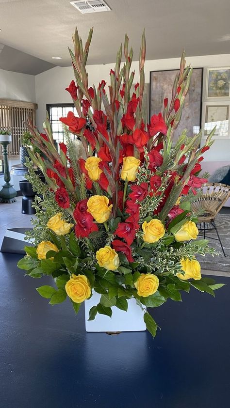 Gladiolus Flower Arrangements, Red Gladiolus, Gladiolus Arrangements, Red Flower Arrangements, Yellow Flower Arrangements, Fresh Flower Arrangement, Tropical Floral Arrangements, Rose Floral Arrangements, White Flower Arrangements