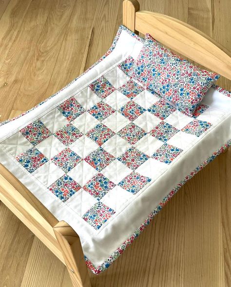 Doll Bedding, Doll Quilts, Bed Quilt, Quilted Gifts, Doll Beds, White Flannel, Doll Bed, Doll Quilt, Doll Handmade