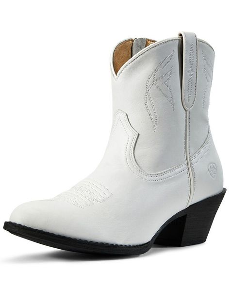 d72fbbccd9fe64c3a14f85d225a046f4desc48484887ri Leather Country Boots, White Cowboy Boots, Womens Cowgirl Boots, Country Boots, Leather Western Boots, Western Boots Women, Cute Boots, Western Boot, Leather Block Heels