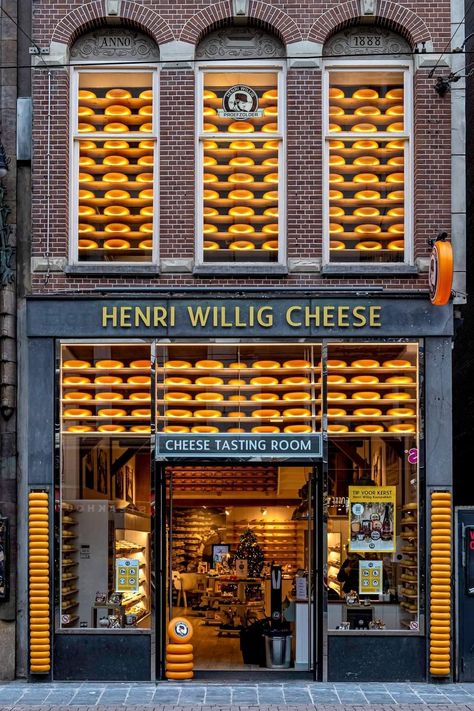 Cheese Shop Design Ideas, Cheese Shop Design, Bakery Shop Interior, Dairy Snacks, Spanish Cheese, Grill Machine, Cheese Store, Pasta Restaurants, Cheese Display