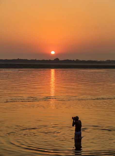 As the Sun rises over River Ganga , prayers rise to heaven ! #varanasi, #uttarpradesh ,#india, #incredibleindia Rising Sun Wallpaper, The Sun Rises, Sun Rises, Sun Rise, Varanasi, Uttar Pradesh, South Asian, To Heaven, Incredible India