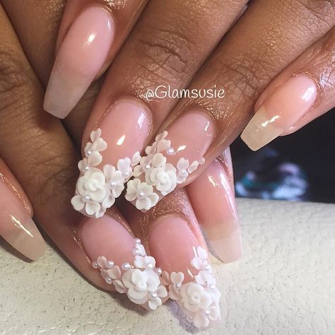 #3dnails Pearl Nail Art, Bridal Nail Art, Pearl Nails, Wedding Nails Design, Nail Art Wedding, Nail Beauty, Toe Nail Designs, Beautiful Nail Designs, Hot Nails