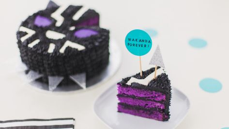 Black Panther Fan Art, Black Panther Suit, Black Panther Cake, Cute Cake Designs, Panthers Cake, Coco Cake, Cake Land, Girls Cake, Black Fondant