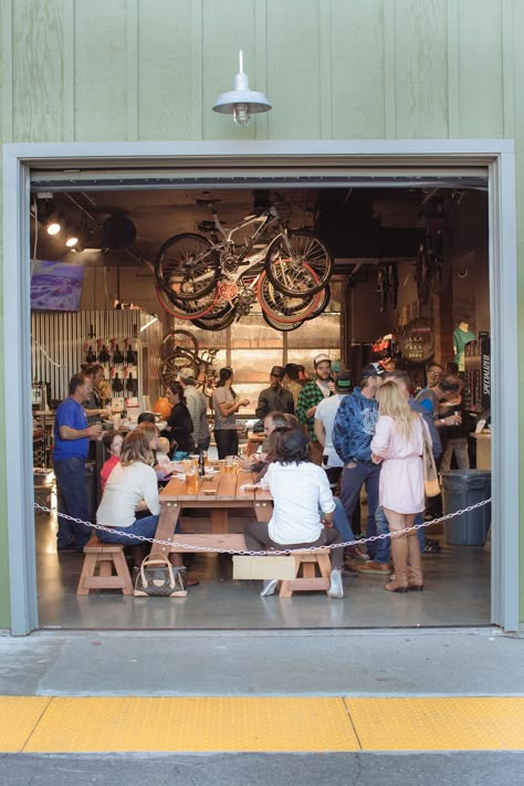 Best Bike Shops Bike Shops, Bike Riding Benefits, Best Cycle, Coffee Bike, Best Bike, Coffee Places, Coffee Shops Interior, Bike Store, Bike Repair