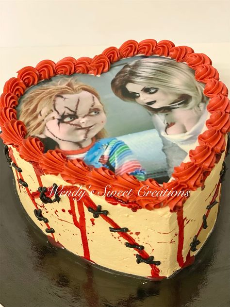 Chucky And Tiffany Birthday Party, Chucky Cake Ideas, Chucky Themed Birthday Party, Chucky Birthday Cake, Chucky Birthday Party Ideas, Chucky Cake, Scary Chucky, Tiffany Bride Of Chucky, Tiffany Birthday Party