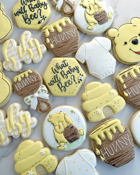 What will baby 🐝? • P.S it’s a girl! #whatwillbabybee #genderrevealcookies #cookies #customcookies #babyshowercookies #beecookies… | Instagram What Will It Bee, Gender Reveal Cookies, Bee Cookies, Sugar Cookie Royal Icing, Shower Cookies, Baby E, Cookie Inspiration, Cookies Decorated, Baby Shower Cookies