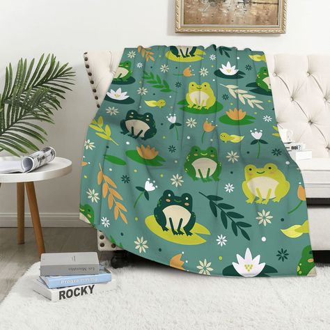 Frog Blanket, Blankets For Couch, Flannel Blankets, Modern Blankets, Frog Gifts, Cute Frog, Camping Blanket, Nap Blanket, Lap Blanket