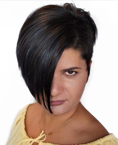 One Side Layer Short Haircuts for Women Over Short Hairstyle Women One Side Longer, Short In Back Longer In Front Haircuts, Longer Hair In Front Shorter In Back, Shorter In The Back Long In Front Hair, Short Hair On One Side Long On The Other, Beautiful Short Haircuts, Longer Layers, Side Haircut, Layered Bob Short