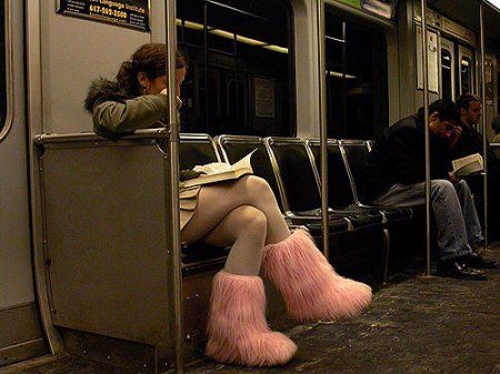 Pink Fur Boots, Yeti Boots, Fur Boots Outfit, Fluffy Shoes, Fuzzy Boots, Fantastic Shoes, Pink Fur, Girl Problems, Moon Boots