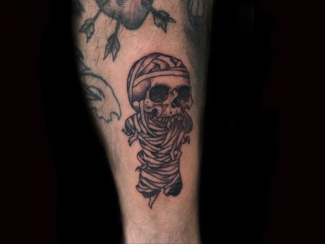 Metallica One Tattoo Metallica Inspired Tattoo, Metallica Tattoo Ideas, Metallica Tattoo, Coverup Tattoo, One Tattoo, Jason Newsted, Metal Tattoo, Cover Up Tattoo, Body Modifications