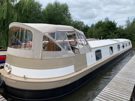 Widebeam Boat Interiors, Canal Boat Narrowboat, Houseboat Design, Droitwich Spa, Canal Boat Interior, Barges For Sale, Bungalow Conversion, House Boats For Sale, Barge Boat