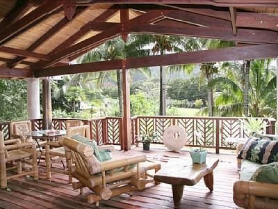 Covered Lanai Ideas, Hawaiian Lanai, Lanai Porch, Covered Lanai, Porch Outdoor, Hawaii Hotels, Hawaii Homes, Beach Shack, Outdoor Bathrooms