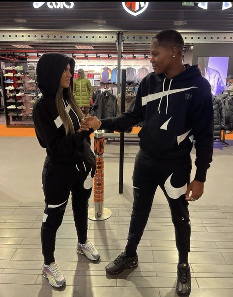 His And Hers Nike Outfits, Matching Essentials Tracksuit Couple, Nike Tech Fleece Couple, Matching Nike Tech Couple, Nike Couple Outfits, Nike Matching Set Outfit, Matching Tracksuit Couple, Nike Tech Couple Goals, Nike Couple