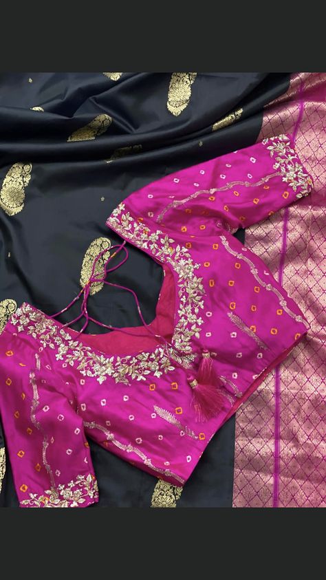 Bandhni Saree Blouse Design, Bandhani Blouse Work, Bandhni Blouse Designs Latest, Blouse Designs Latest Simple, Marriage Blouses, Bandhani Blouse, Blouses Saree, Marriage Clothes, Coral Gown