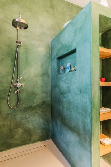 Tadelakt Bathroom, Update Bathroom, Lime Plaster, Moroccan Inspiration, Concrete Bathroom, Aesthetic Space, Olive Oil Soap, Bathroom Inspiration Decor, Green Bathroom