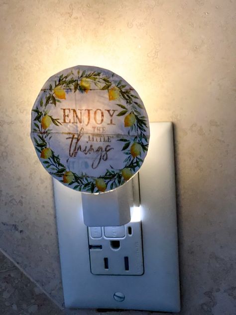 Diy Dollar Tree Night Light, Dollar Tree Night Light Ideas, Diy Nightlight, Night Light Ideas, Paint Calendar, Decorative Night Lights, Different Fruits, Fruit Design, Tree Diy