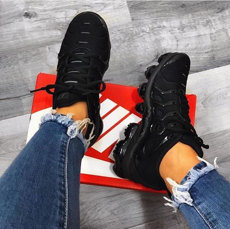 Air Vapormax Women Outfit, Air Vapormax Women, Black Vapormax, Vapor Max Plus, Nike Vapormax Plus, Vapormax Nike, Nike Vapor Max, Air Vapormax Plus, Nike Air Vapormax Plus