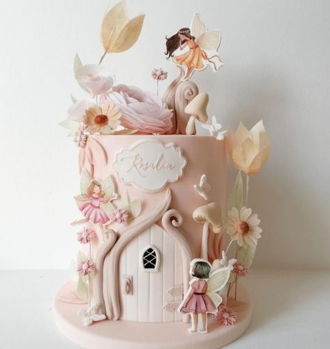 Fairy Party Cake Ideas, Flower Fairy Cake, Fairy Door Cake, Fairy Birthday Cake Ideas, Fairy Birthday Cakes, Fairyland Birthday Party, Fairy First Birthday Cake, Fairies Cake, Fairy House Cake