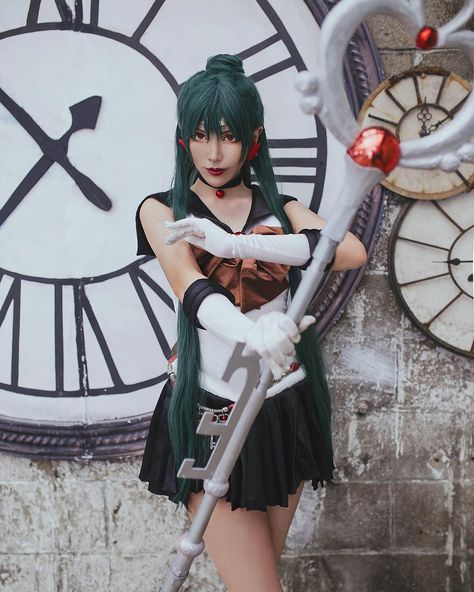 Amazing Sailor Pluto 🕐 ⠀ ⠀ ⠀ ➡ Follow cosplayer Sailor Pluto Cosplay, Madonna Dress, Comic Con Costumes, Sailor Moon Cosplay, Sailor Pluto, Sailor Neptune, Sailor Uranus, Sailor Saturn, Anime Dolls