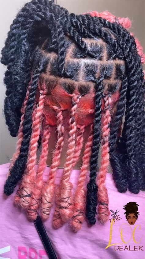 Invisible Locks With Color, Peekaboo Invisible Locs, Invisible Locks, Birthday Hairstyle, Invisible Locs, Hair Aesthetics, Seductive Perfume, Dread Locks, Birthday Fit