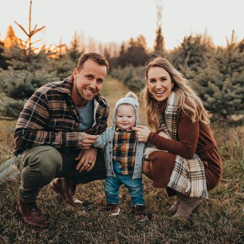 What To Wear For Christmas Tree Farm Photos, Holiday Family Of 3 Photos, Christmas Tree Farm Photo Shoot Family Of 3, Holiday Family Mini Session, Winter Family Of 3 Photos, Christmas Tree Farm Pics Family Pictures, Rustic Winter Family Photos, Christmas Tree Farm Family Poses, Family Christmas Farm Pictures