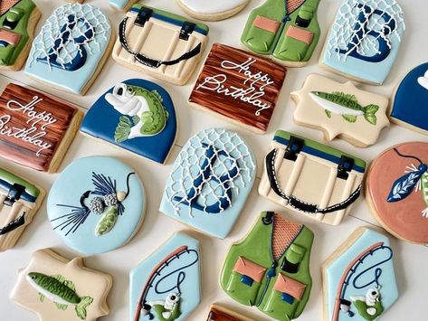 @laneys.cookiejar on Instagram: "Fly fishing birthday cookie set!! 💯🎉🎣 . . . . . . . . . . . . . . . . . . . . . . #sugar #sugarcookies #sugarcookiesofinstagram #sugarcookie #sugarcookieart #sugarcookiedecoratingvideos #sugarcookiedecorator #sugarcookiedecoration #sugarcookievideo #royalicing #royalicingcookies #royalicingart #royalicingcookie #royalicingvideo #royalicingartist #royalicingart #cookieart #cookiedecorating #cookieartist #cookiestagram #cookier #cookieoftheday #homebaker #homebaking #fishcookies #fishingcookies" Fish Cookies, Cookie Videos, Decorating Videos, Fishing Birthday, Home Baking, Cookie Art, Birthday Cookies, Royal Icing Cookies, Royal Icing